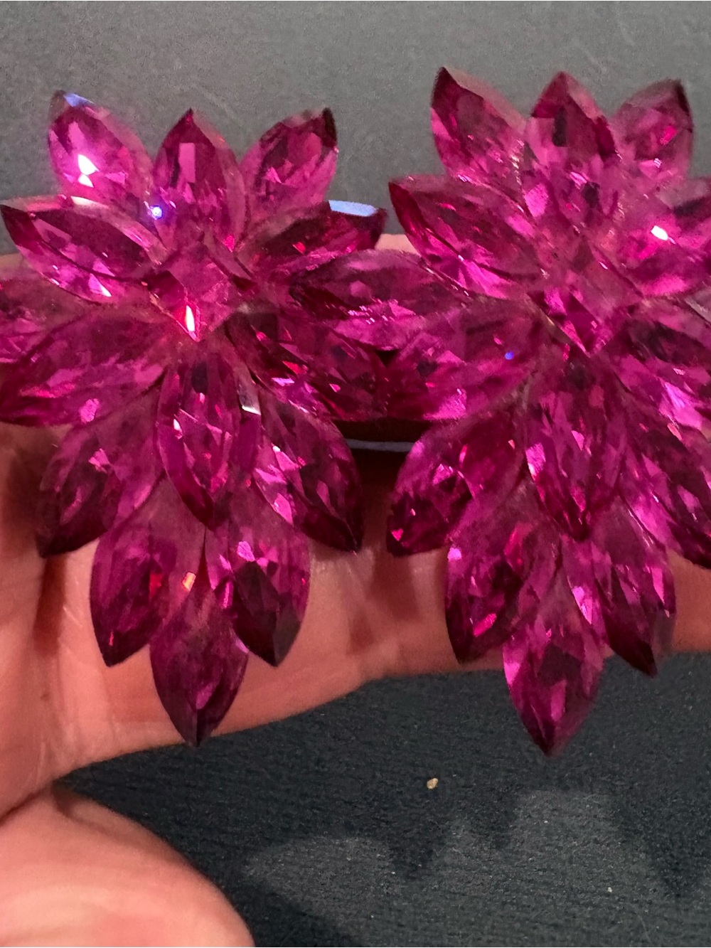Fuchsia Crystal Erica Courtney Designer Clip Earrings Vtg New